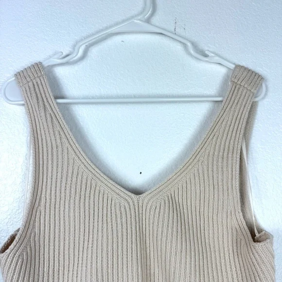 House of Harlow 1960 Cream Knit Skirt Set size L - Picture 4 of 11